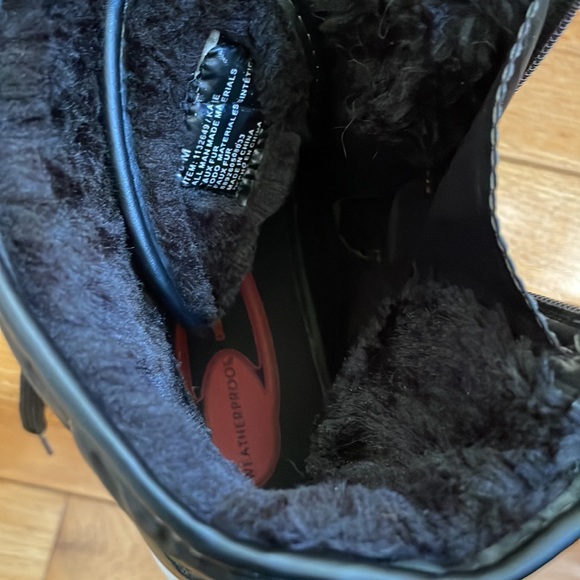 💕💕Women’s Black Snow Boots Size 10M - Picture 2 of 7